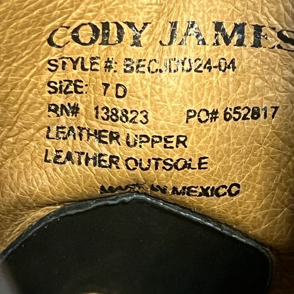 Square - Picture 13 of 15